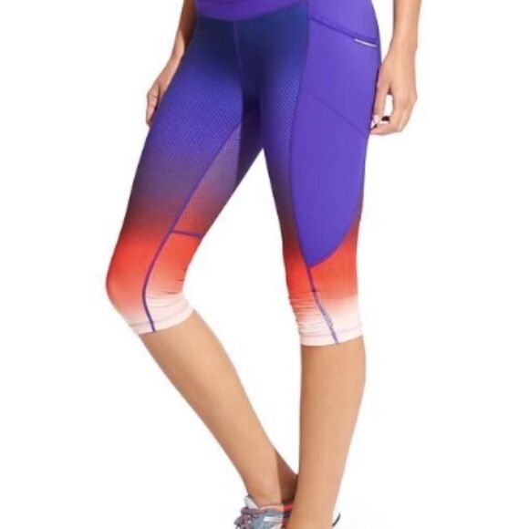 Athleta Fade Out Dobby Free Knicker Capri Leggings - Picture 1 of 12